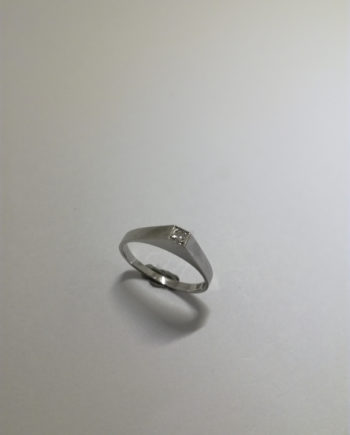 Diamantring i 18K guld