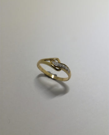 Diamantring i 18K guld